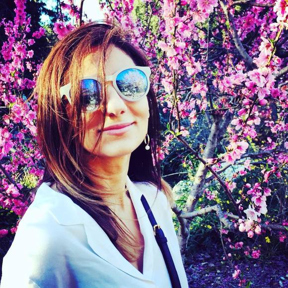 Meet your Posher, Elina - Picture 1 of 1